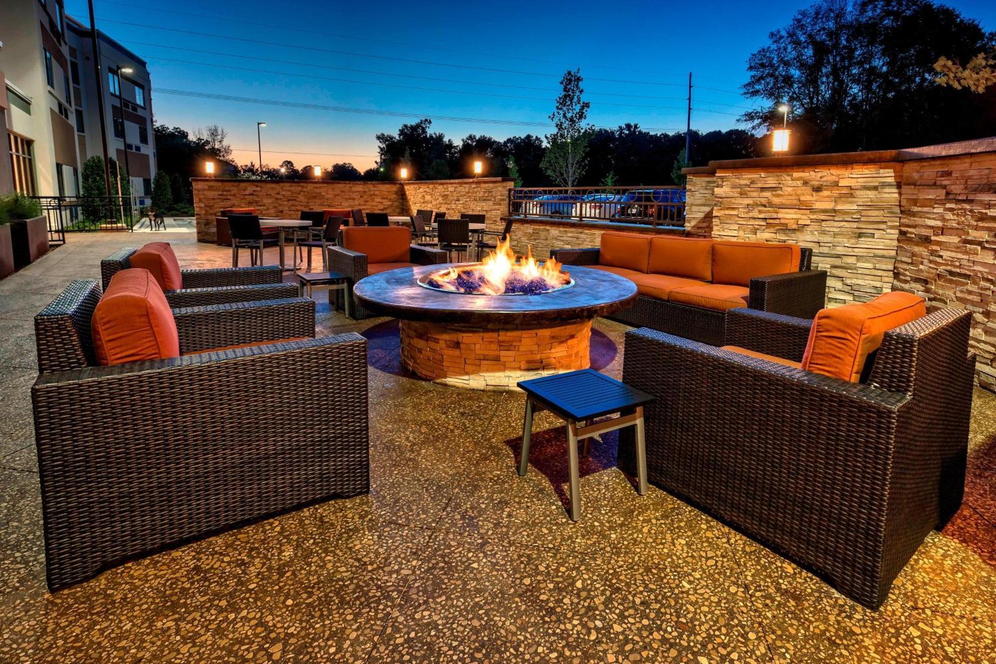 Hotel Courtyard By Marriott Oxford Exteriér fotografie
